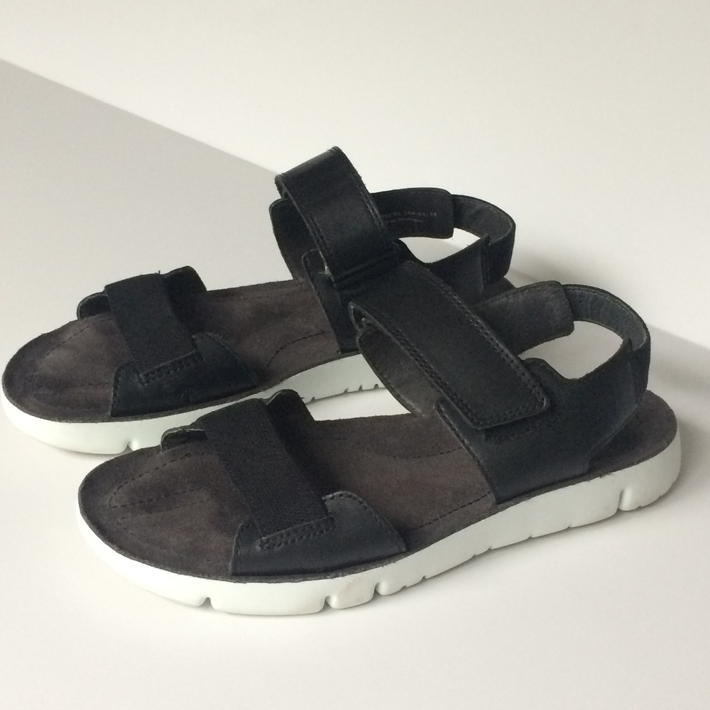 Camper Oruga Black White Minimalist Sport Sandals